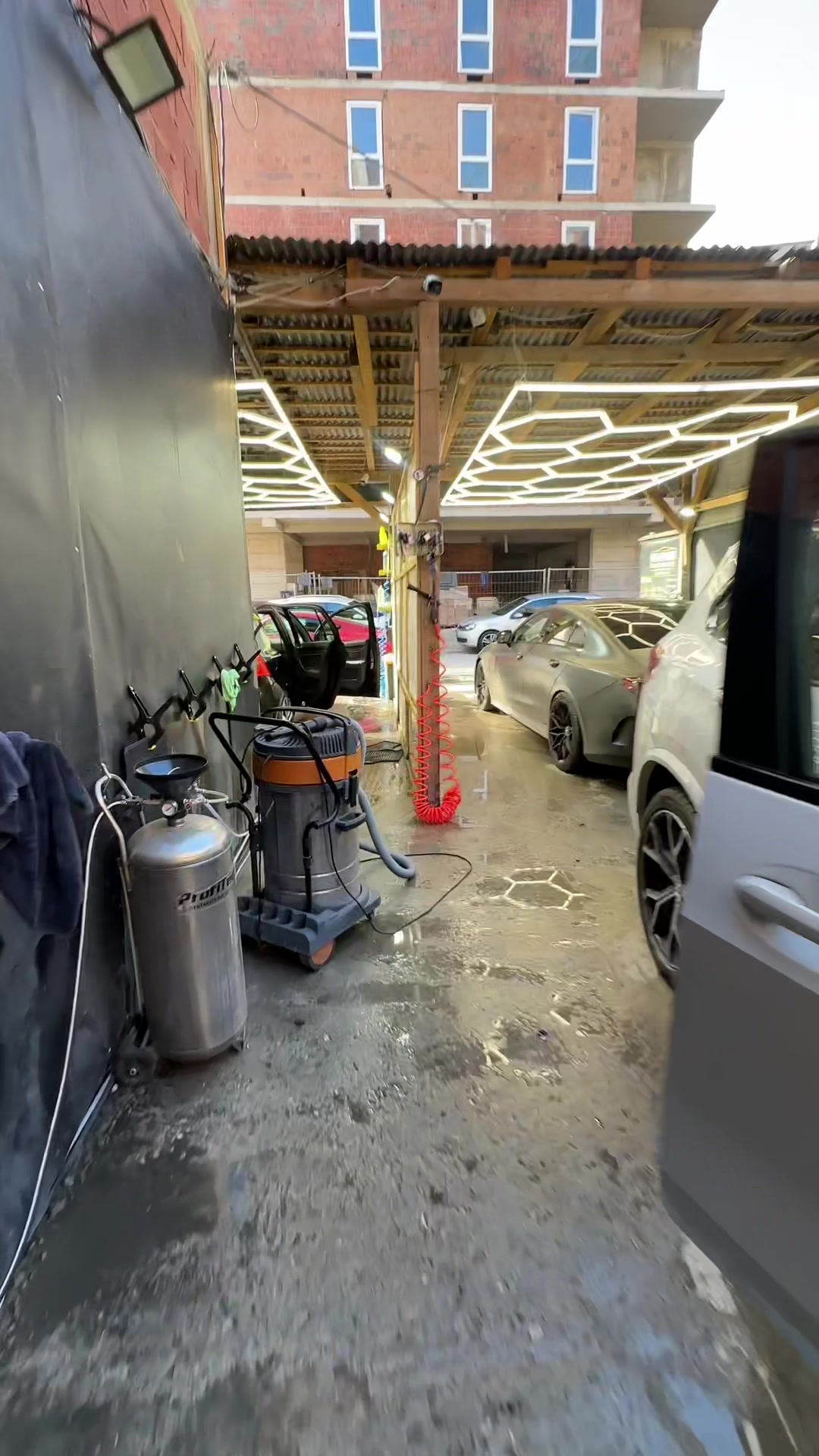 @Shine Car Wash