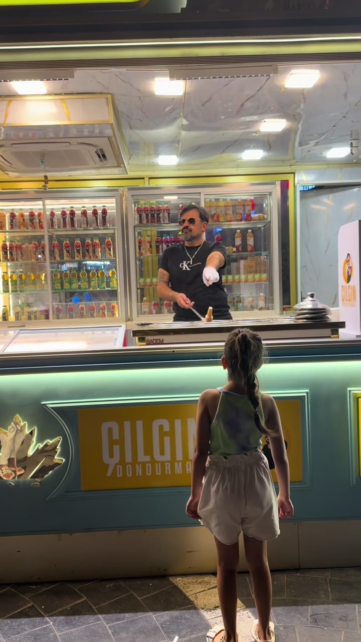 @Çılgın Dondurmacı