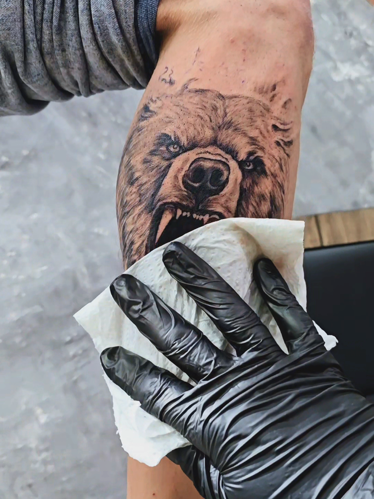 @Blacktattoo_studio