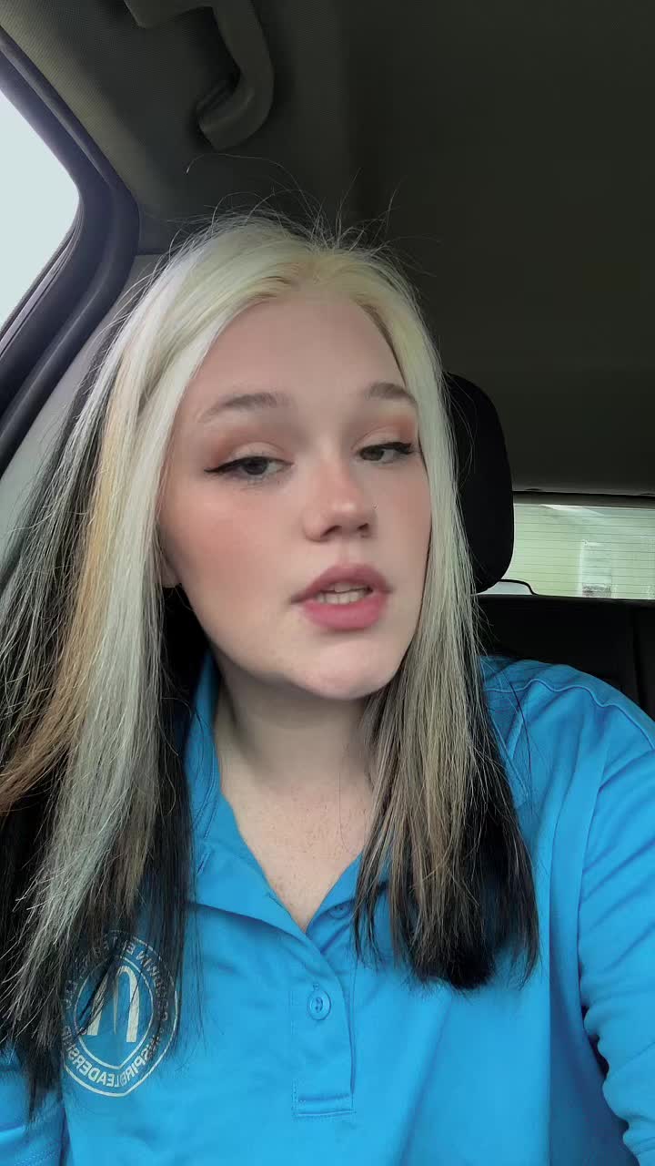 @Cierra 🌸🤍