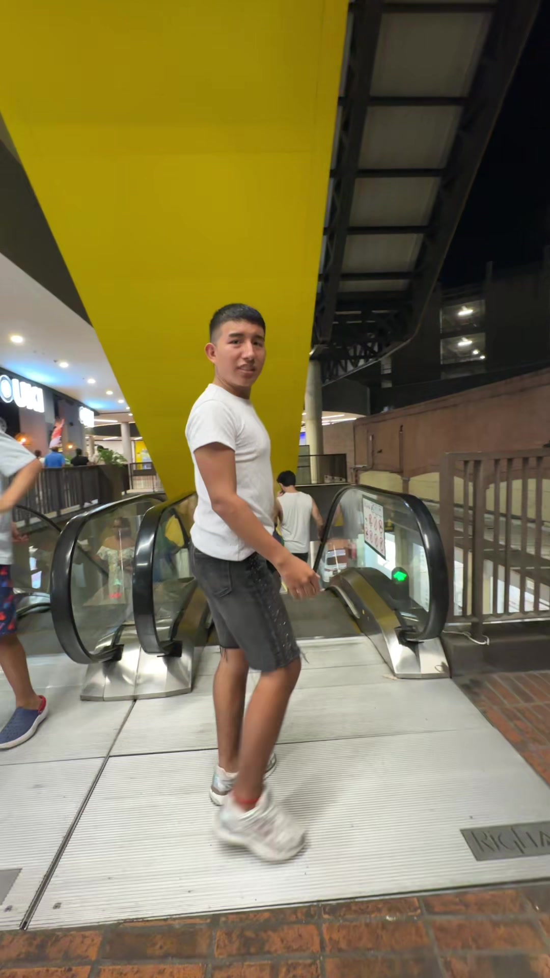 @Nico_Q