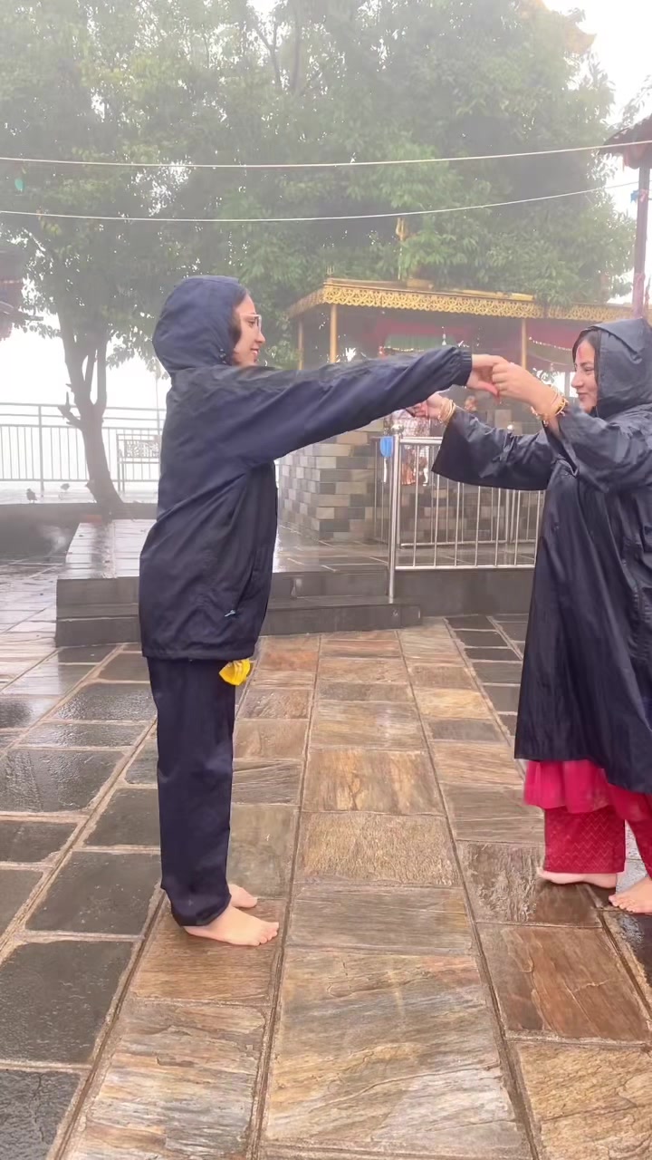 @Miss_Bhandari🇳🇵