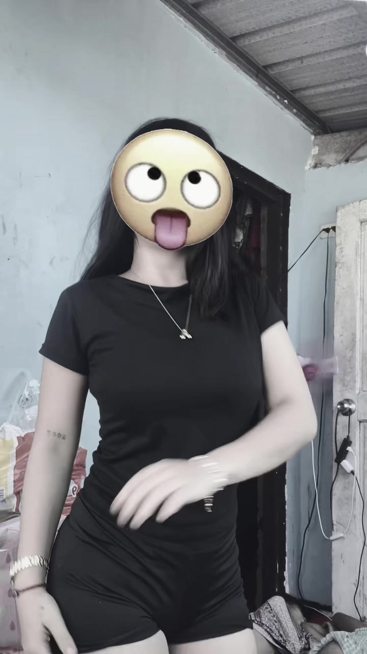 @Allyy.