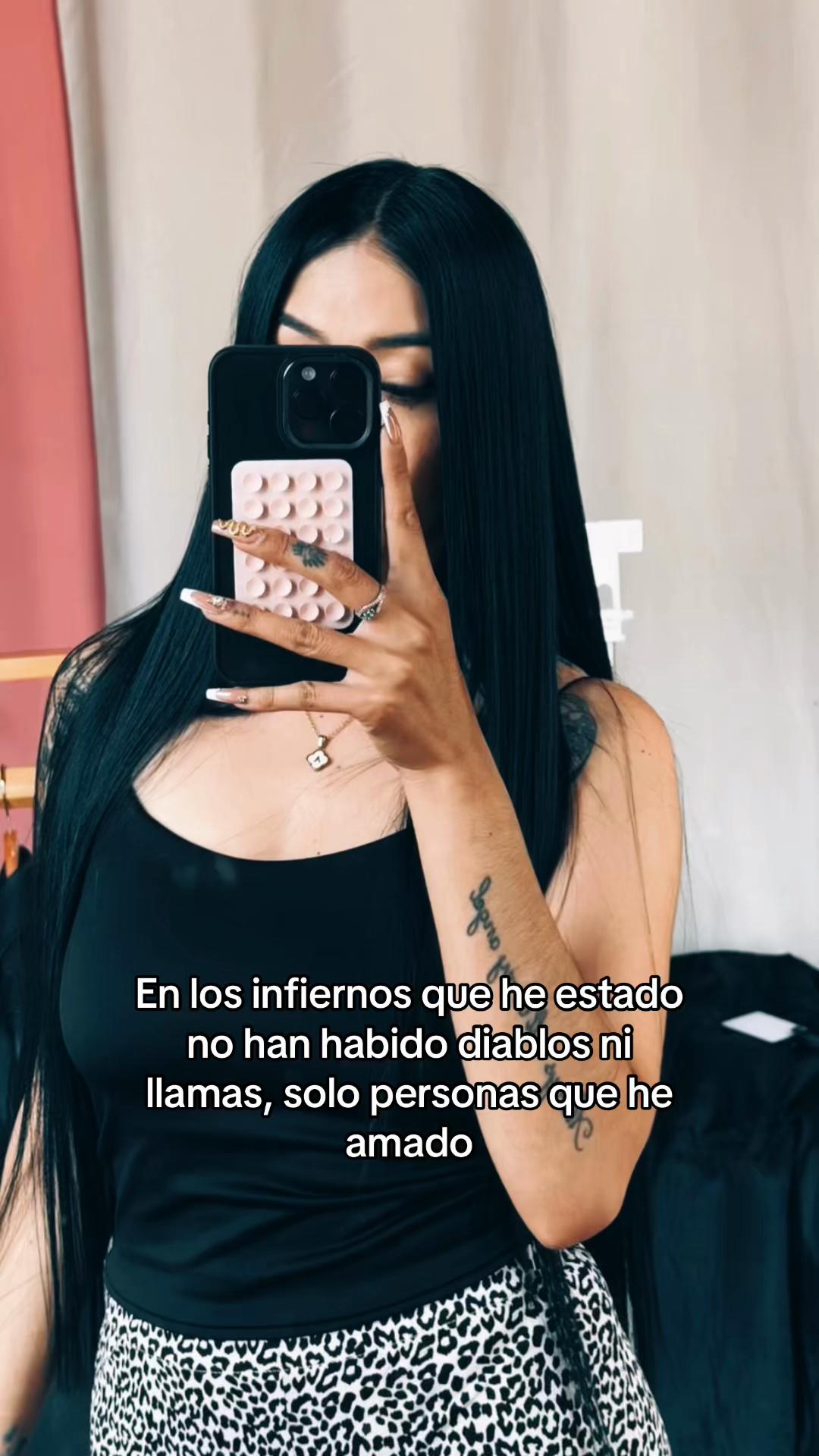 @💣&Aacute;ngela Vivi