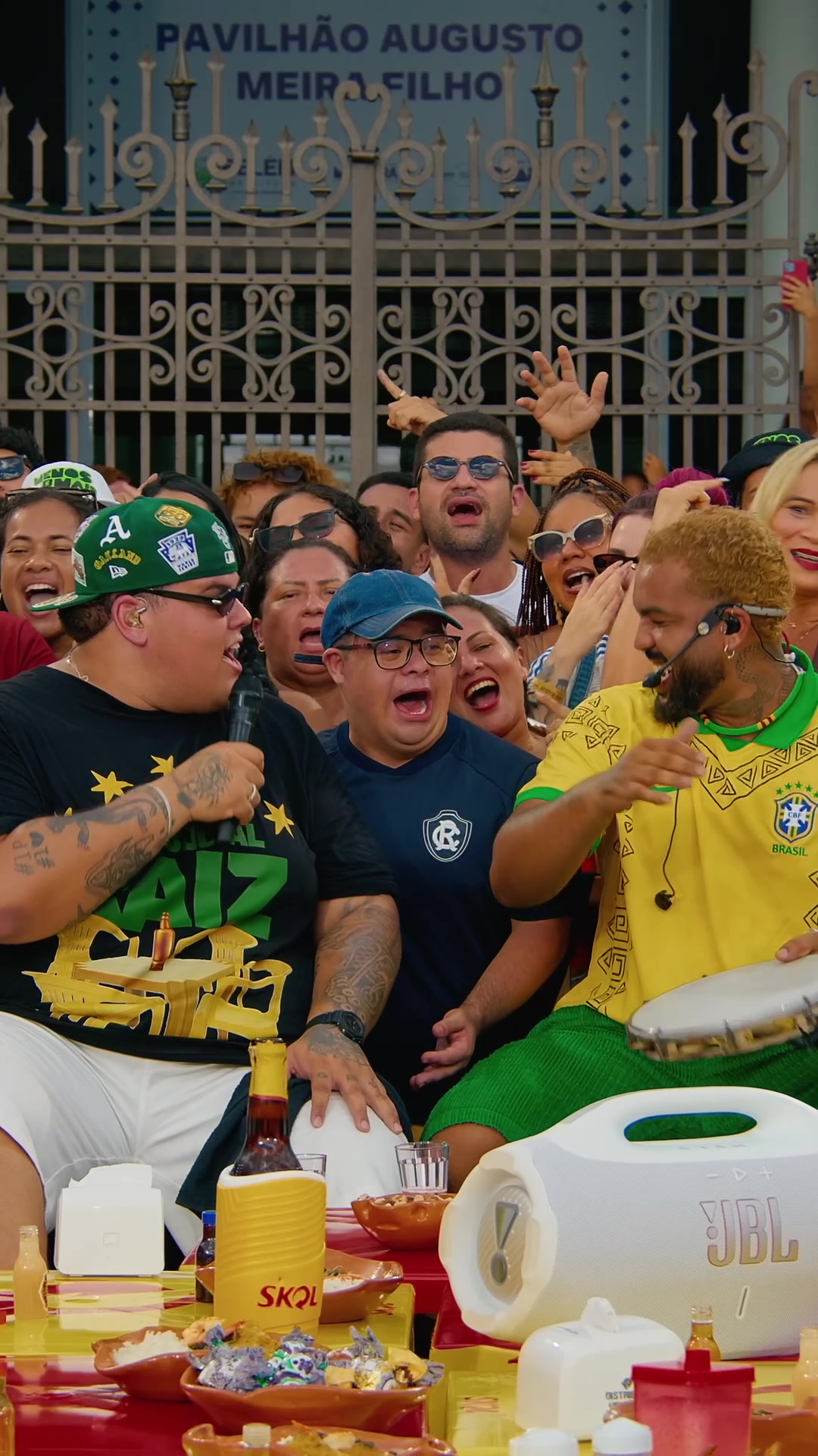 @Grupo Menos &Eacute; Mais