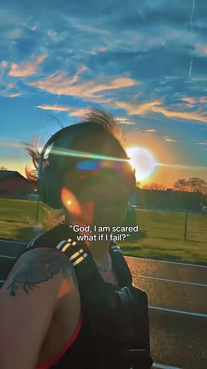 @J://💚