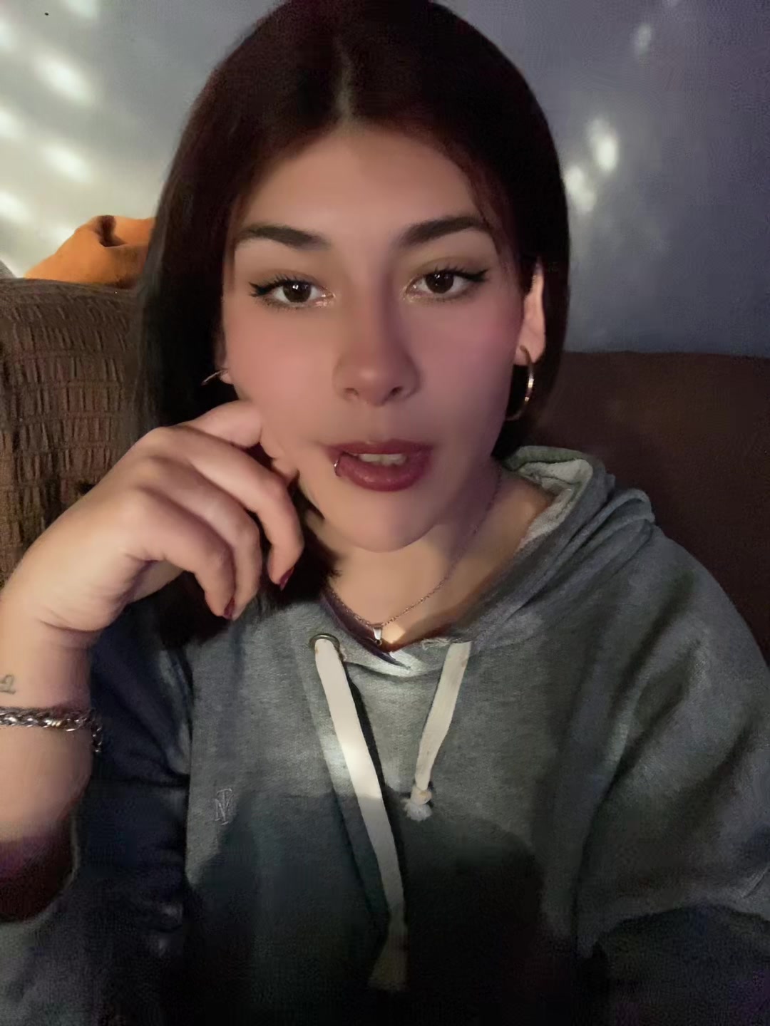 @aylulu.___