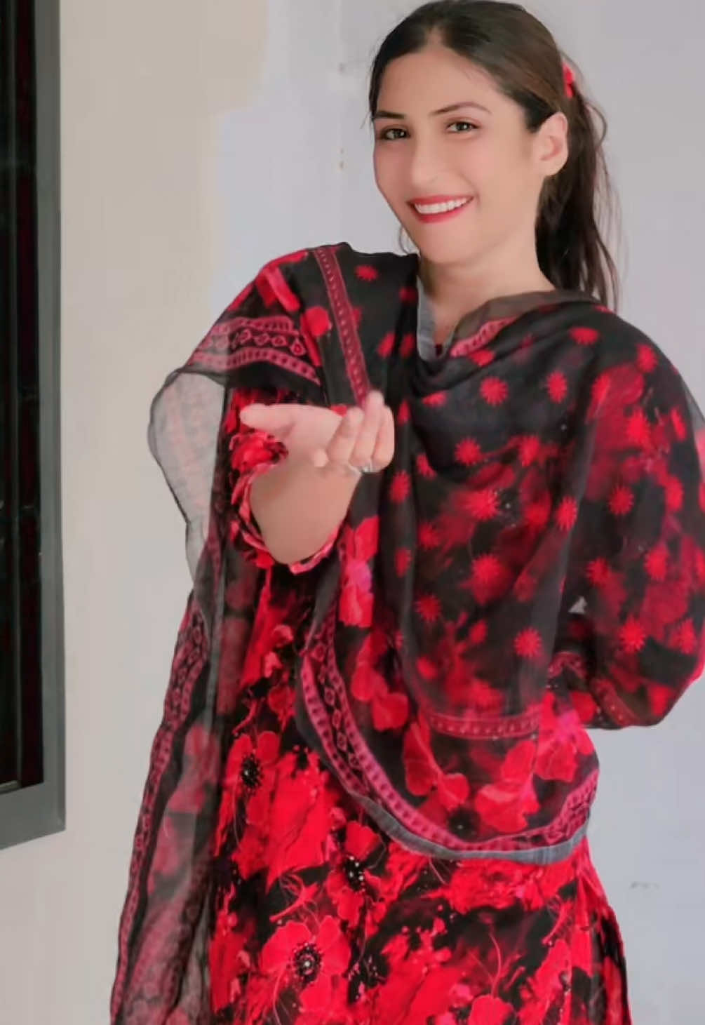 @Mahii_💔_Khan