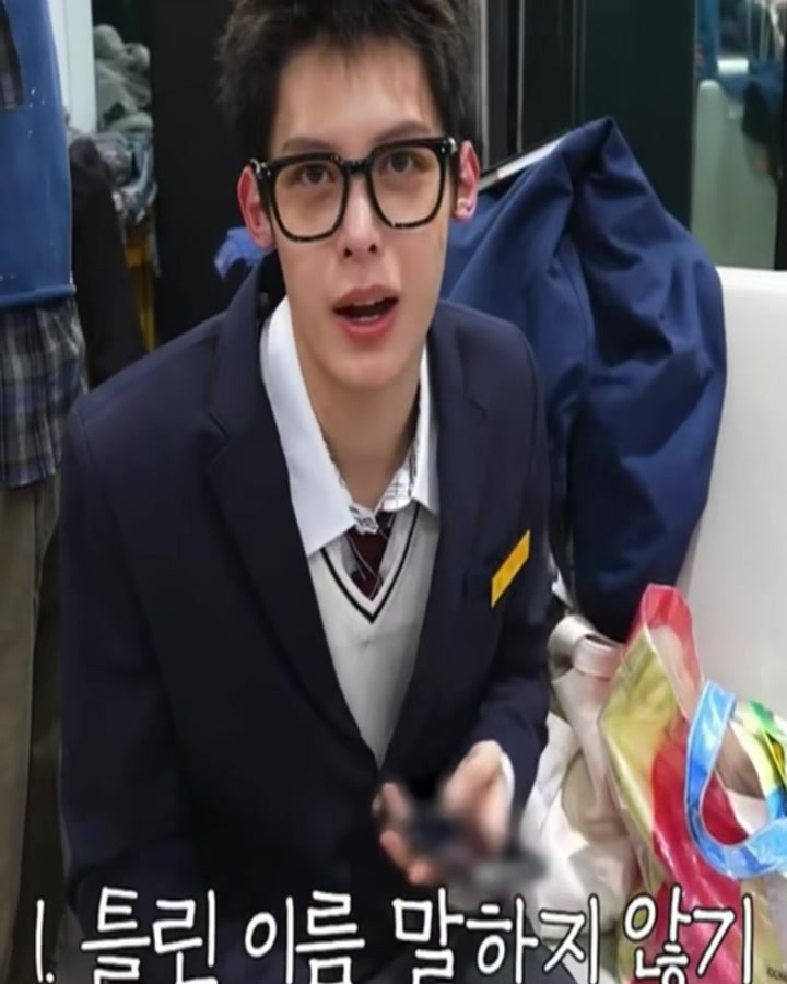 @꩜