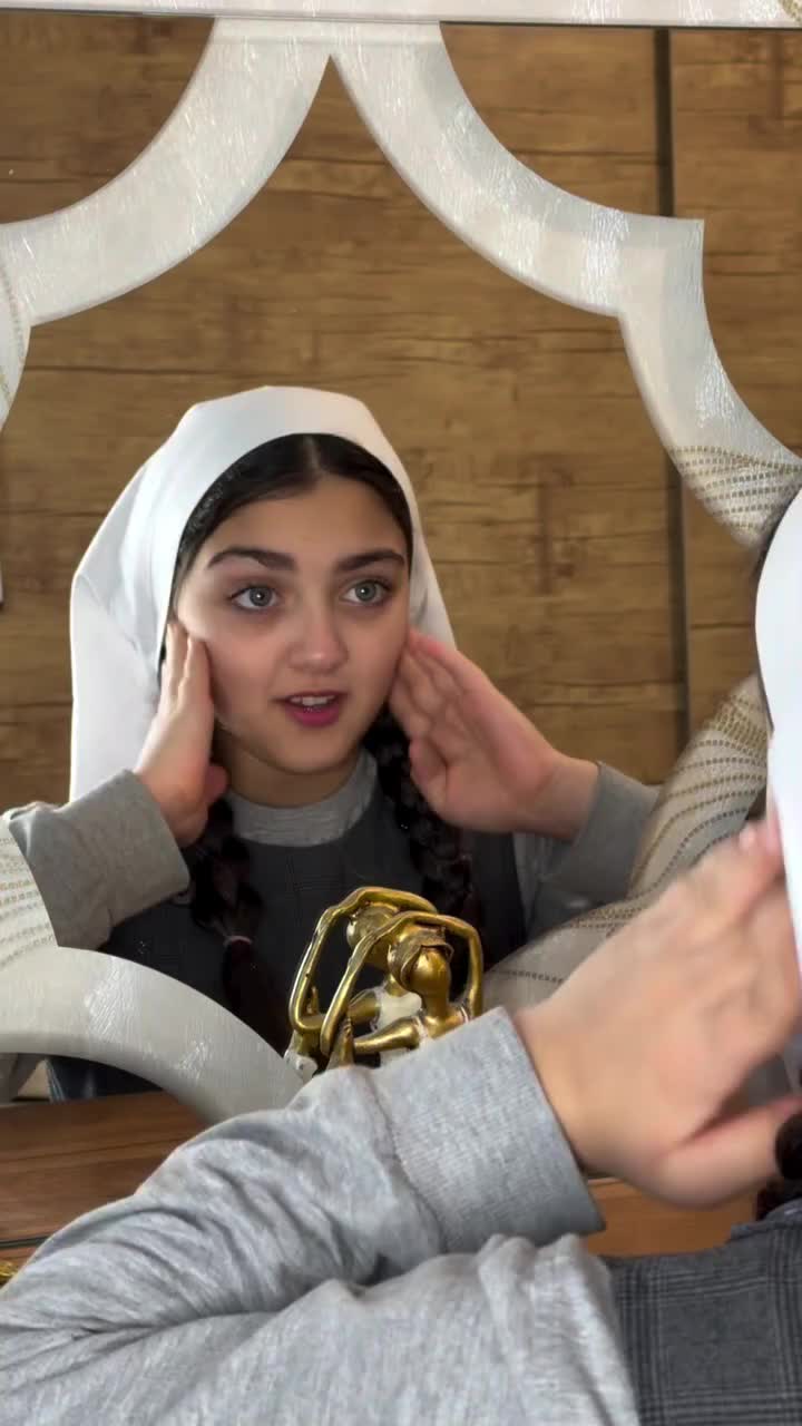 @𓆩•𝐀𝐍𝐀𝐇𝐈𝐓𝐀•𓆪