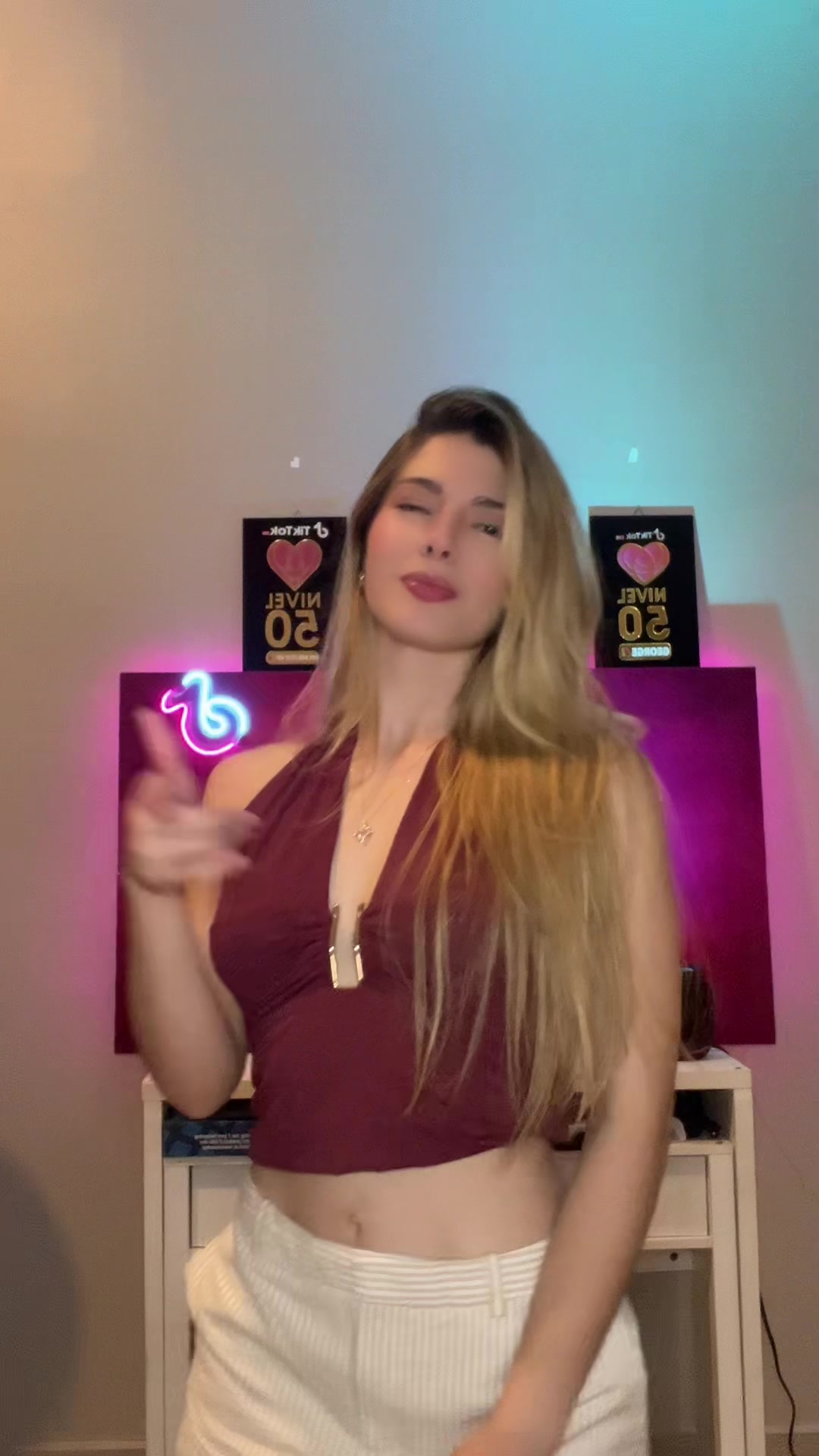 @🧨Valeria🧨 🇨🇴-🇬🇹