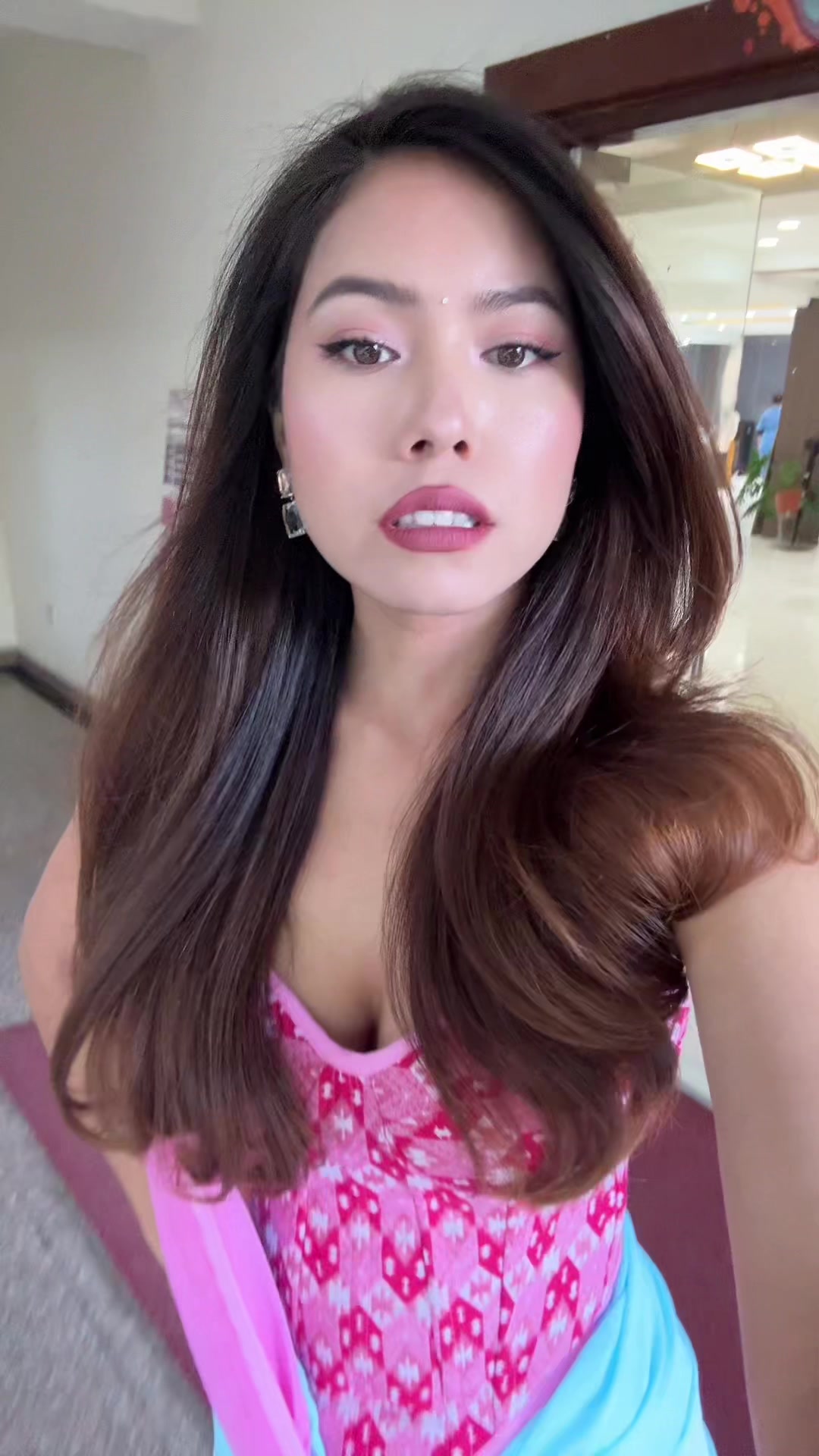 @Meera Kakshapati