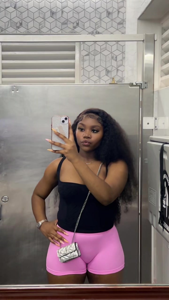 @C💋.