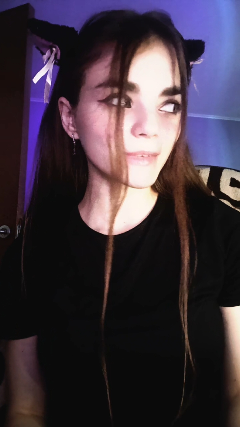 @Оле4ка_)