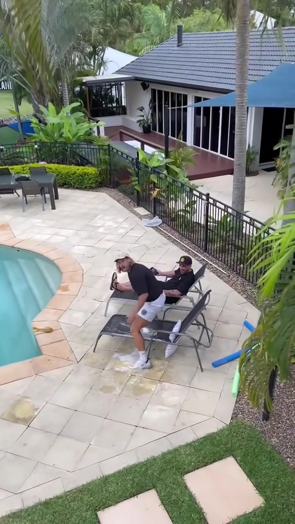 @Funny Pranks