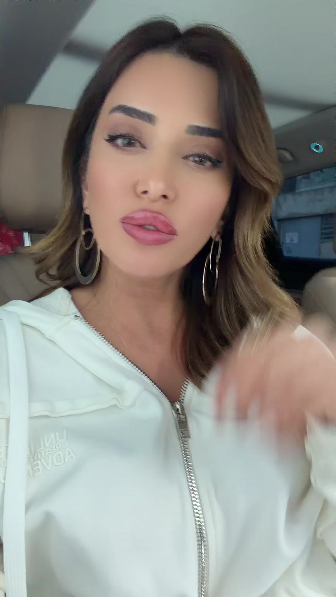 @ayselomerofficiall