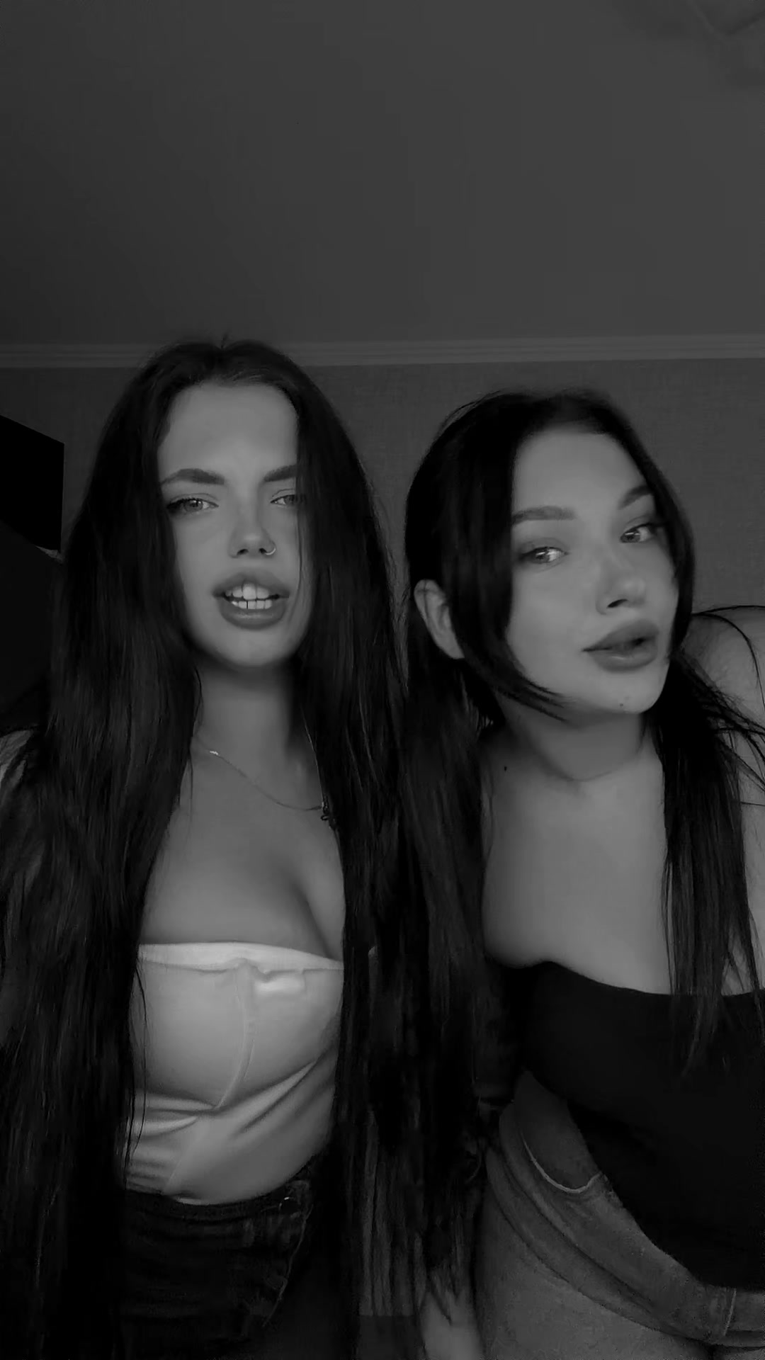 @aangelllinaaaaa