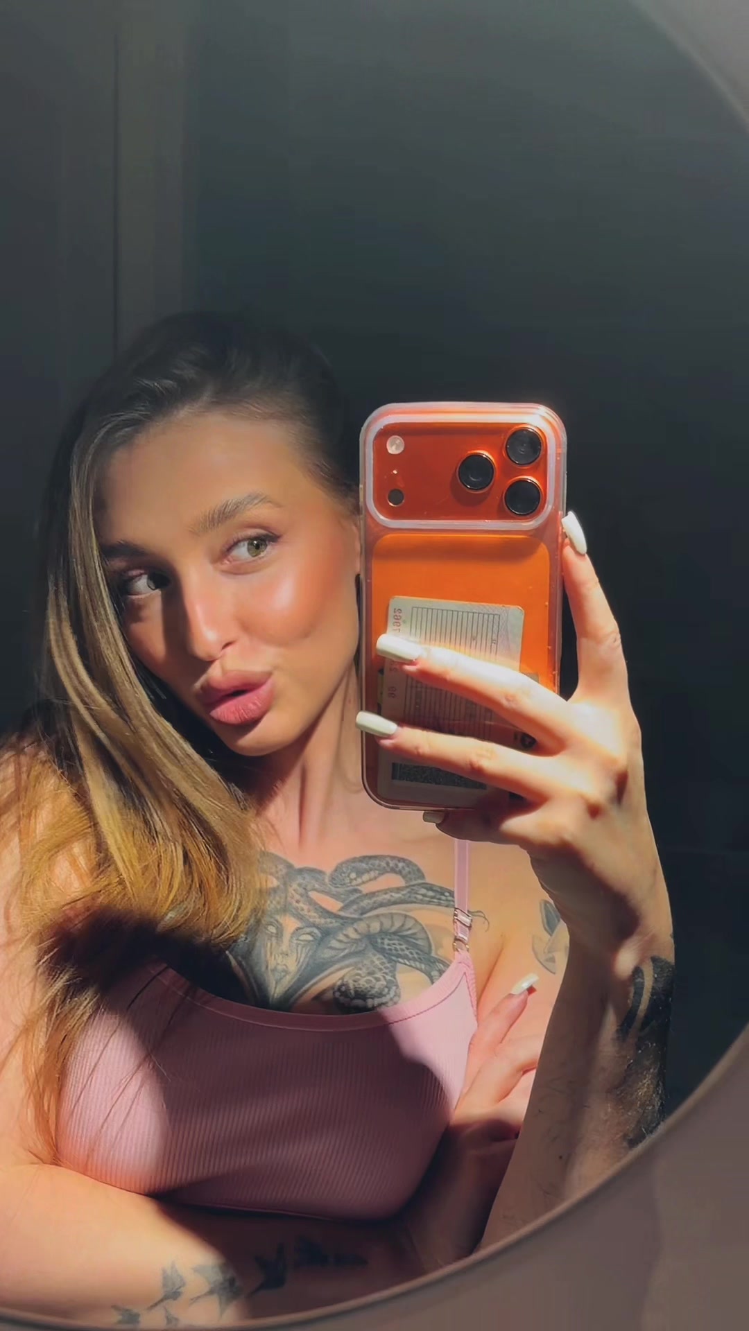 @Anlina_W