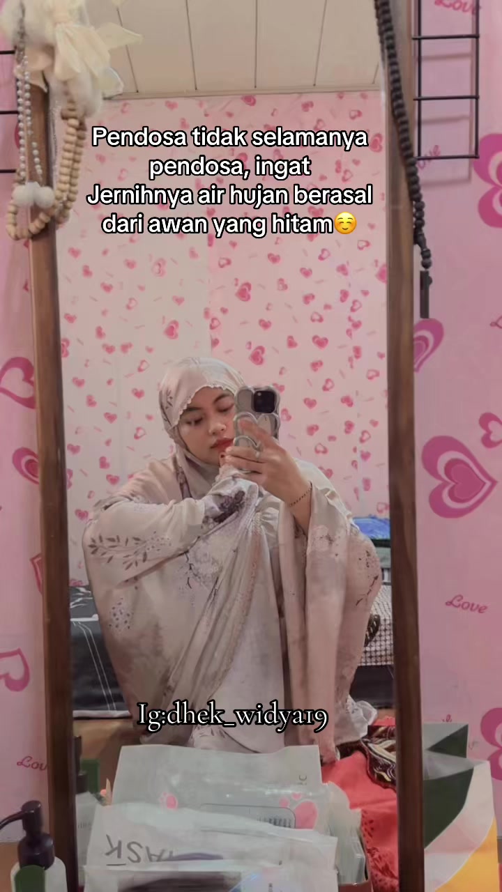 @IG:dhek_widya19