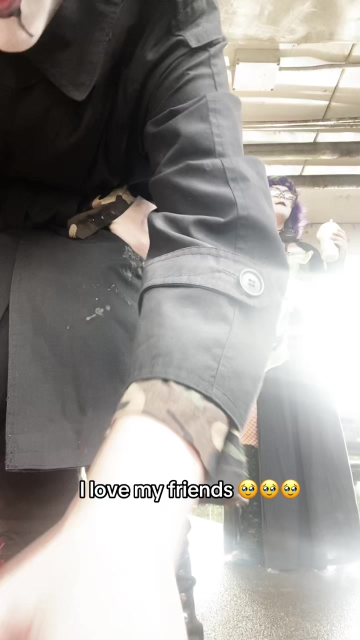 @whoStoleMyWillToLive