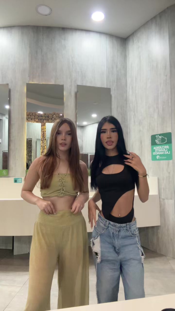 @Ari_28