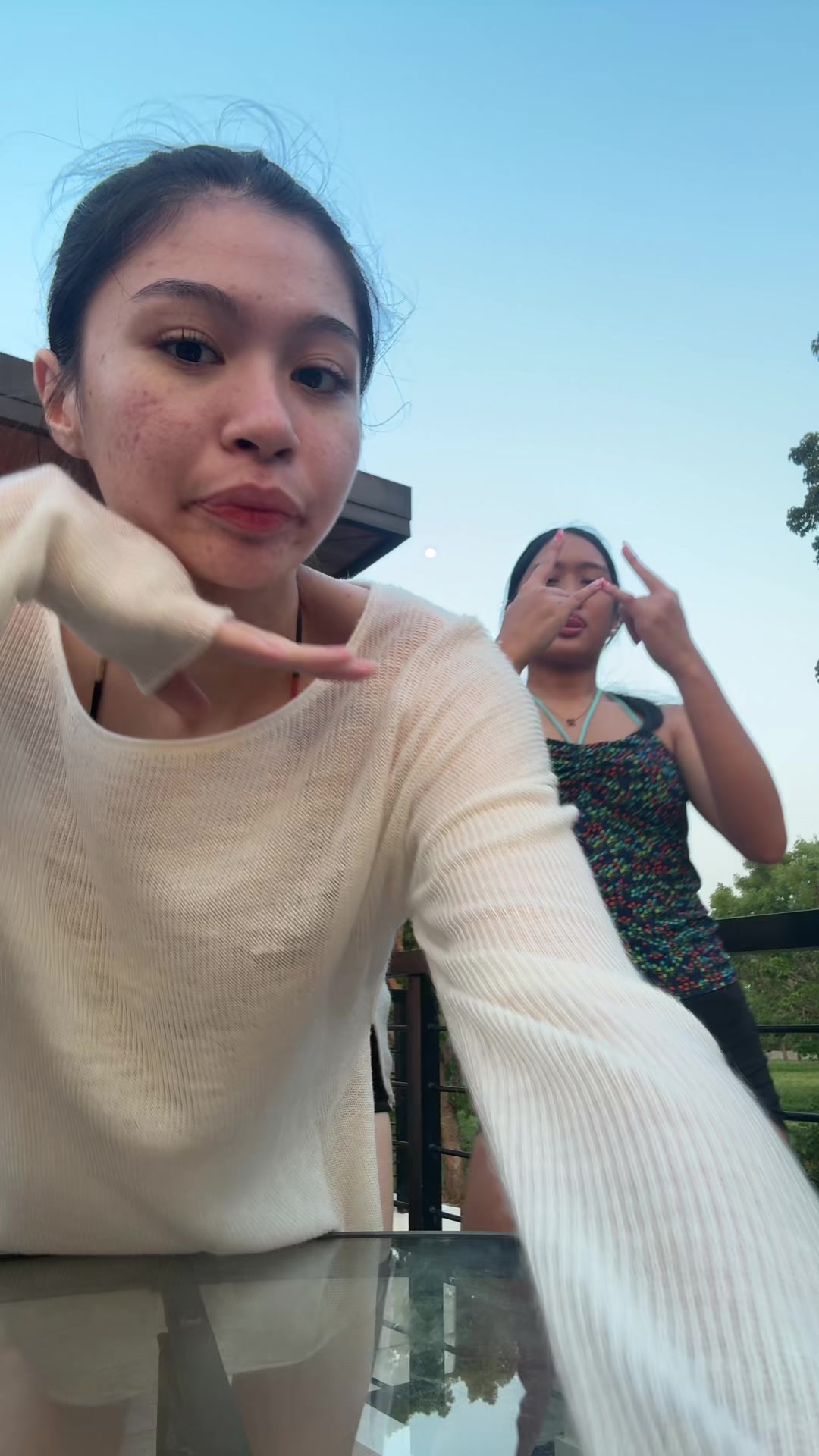 @thia