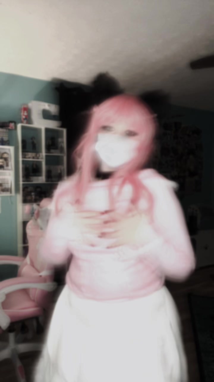 @ghostly_cosplaz