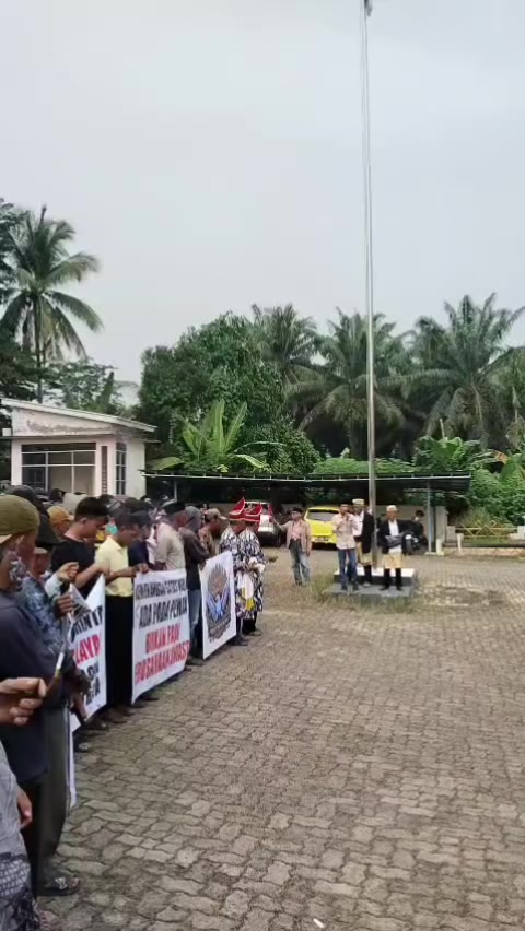 @ROSIM NYERUPA., S.I.P