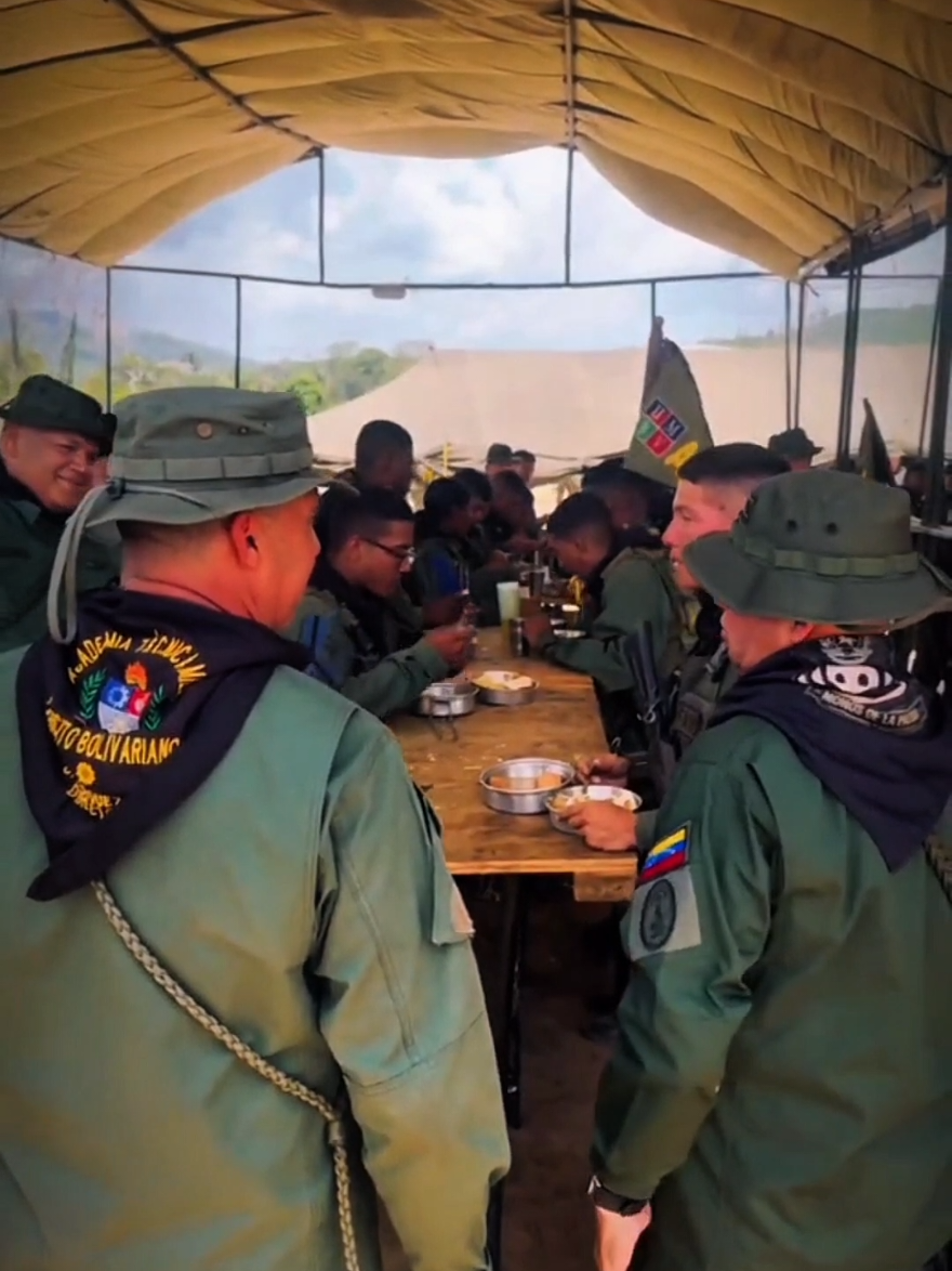 @EjercitoBolivariano