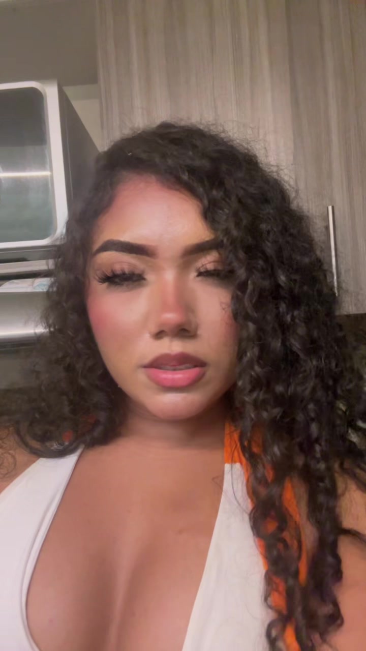 @gloriamedinaa2