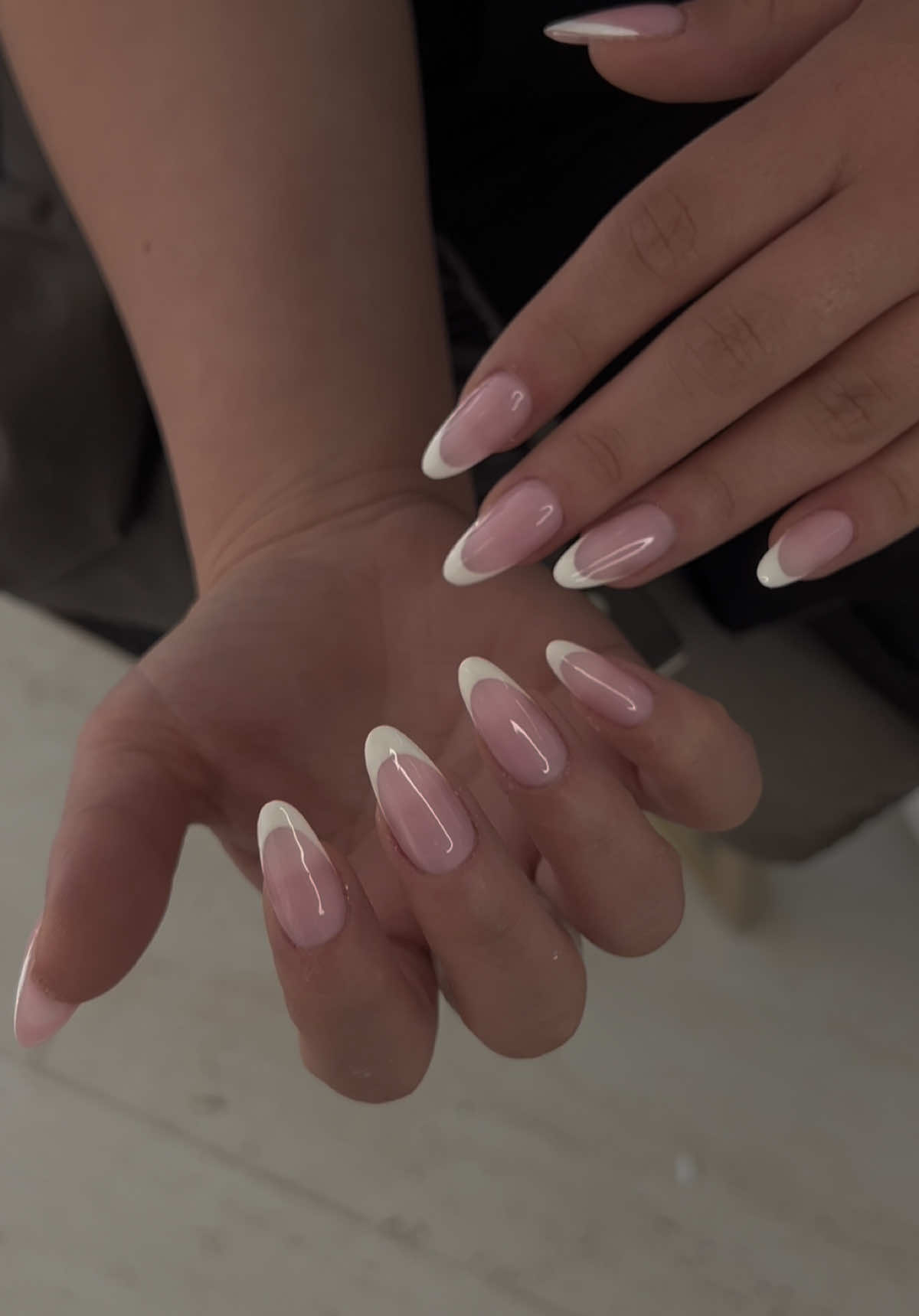 @romesa_nails