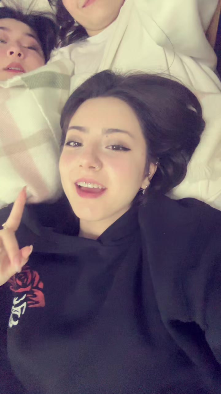 @Dereen🪩