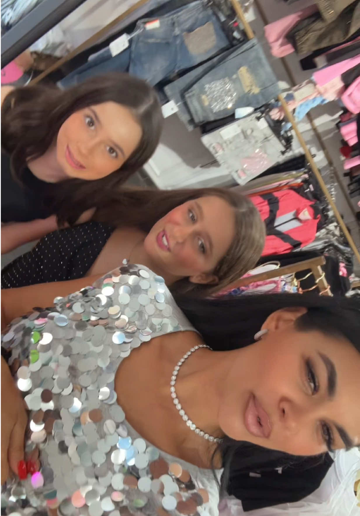 @Queenstyleshop
