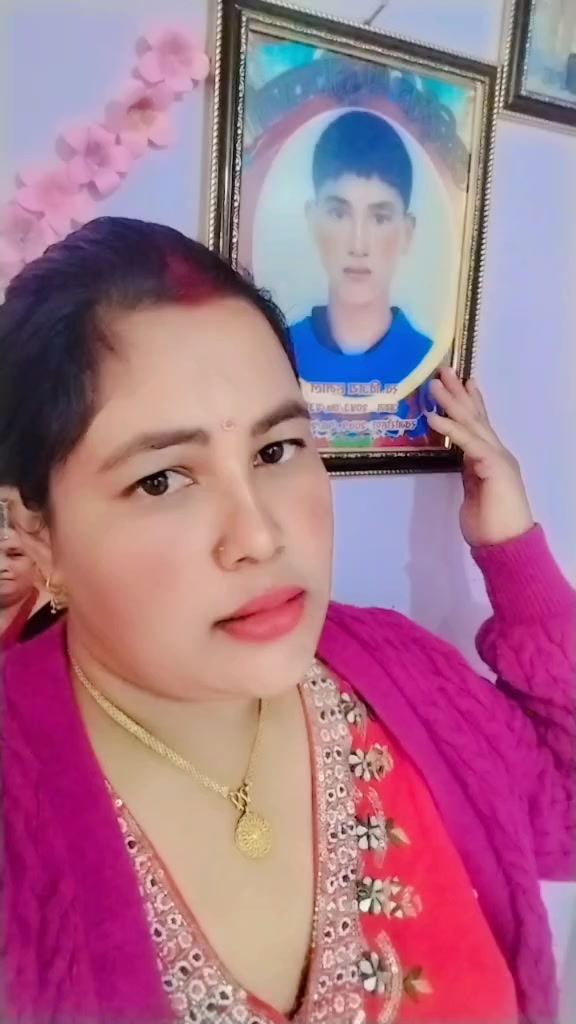 @दाजुभाइ बिनाको चेली🧿