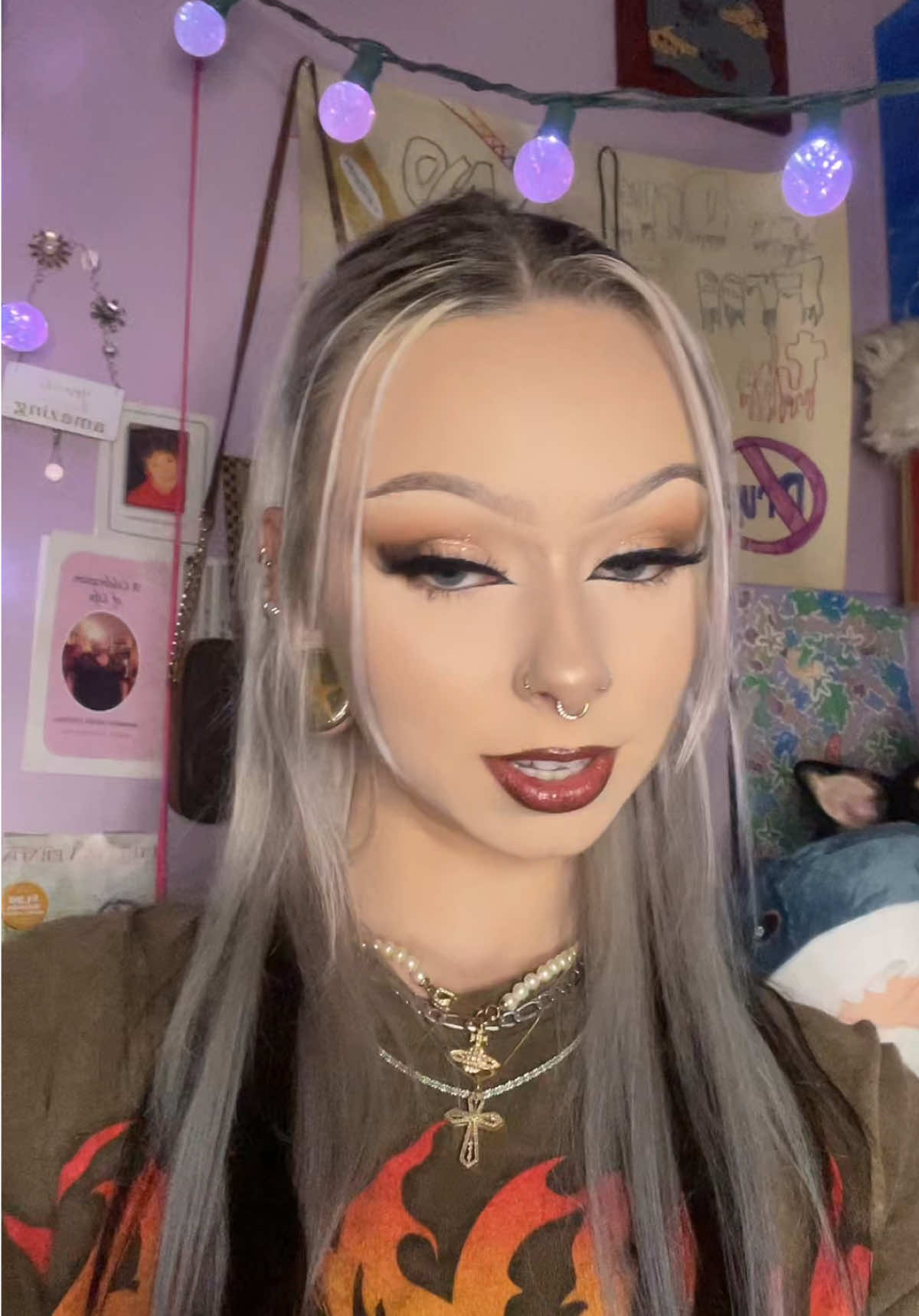 @🧐