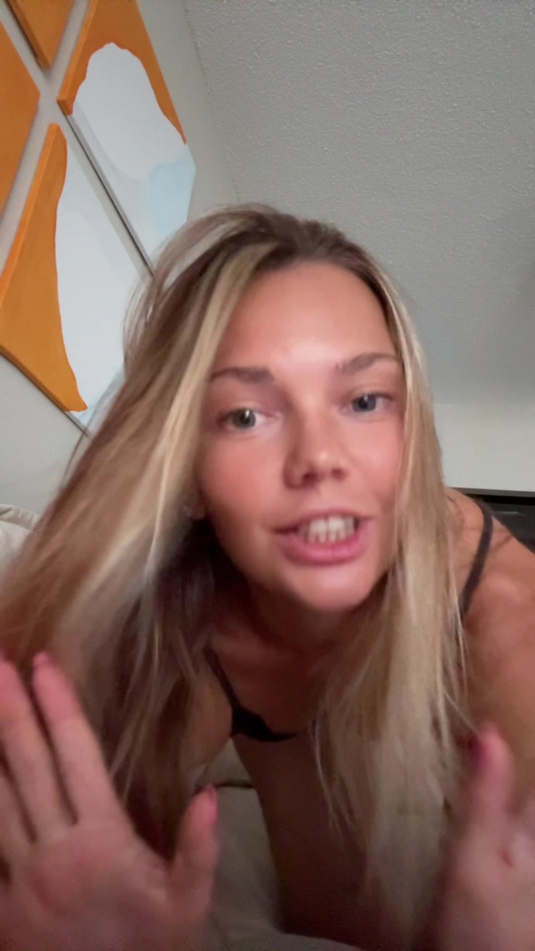 @Inst: iamblonde_girl