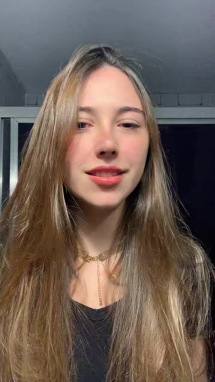 @Delf1na