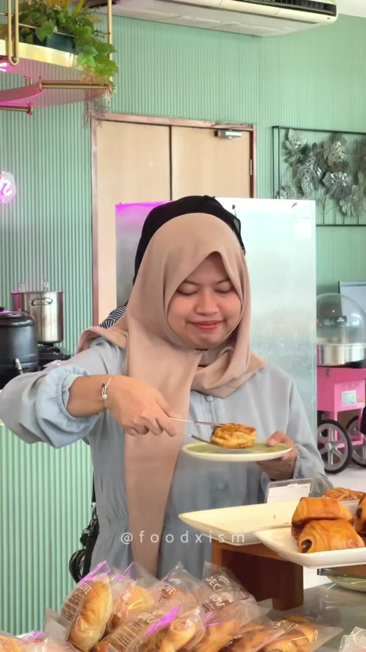 @foodxism