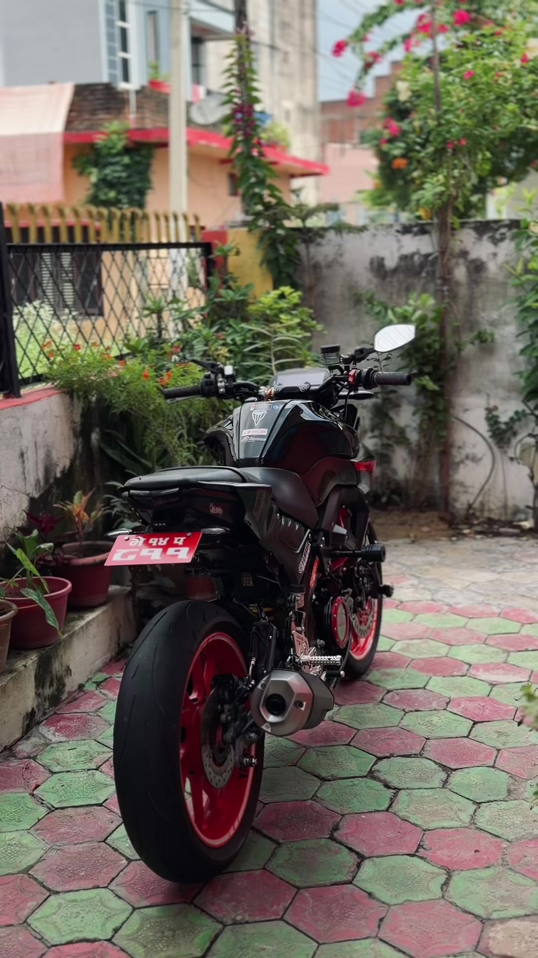 @Yuvi_Hora