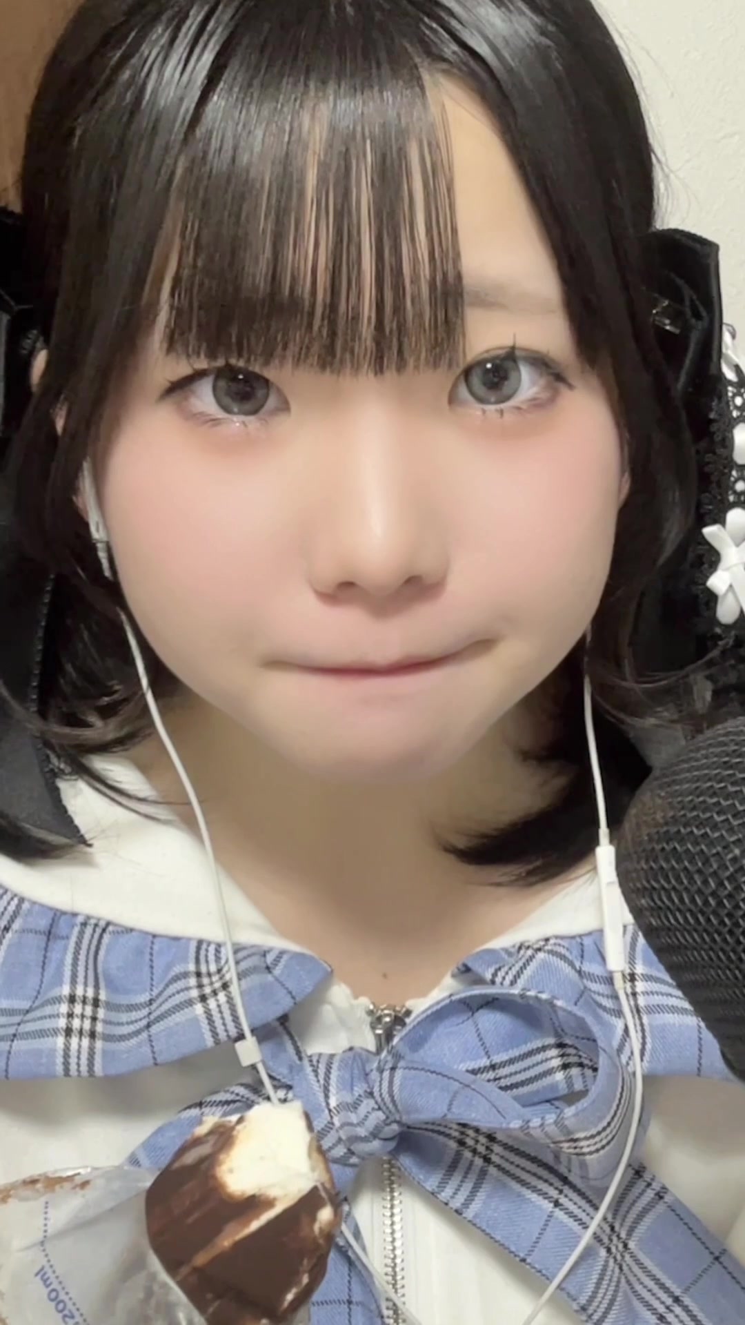 @猫田れな