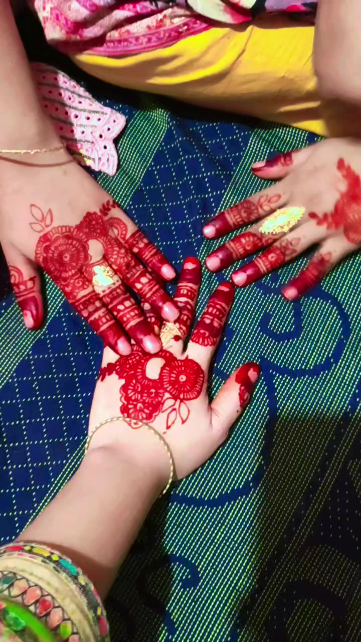 @🥰 মা-বাবার রাজকন্যা 🥰