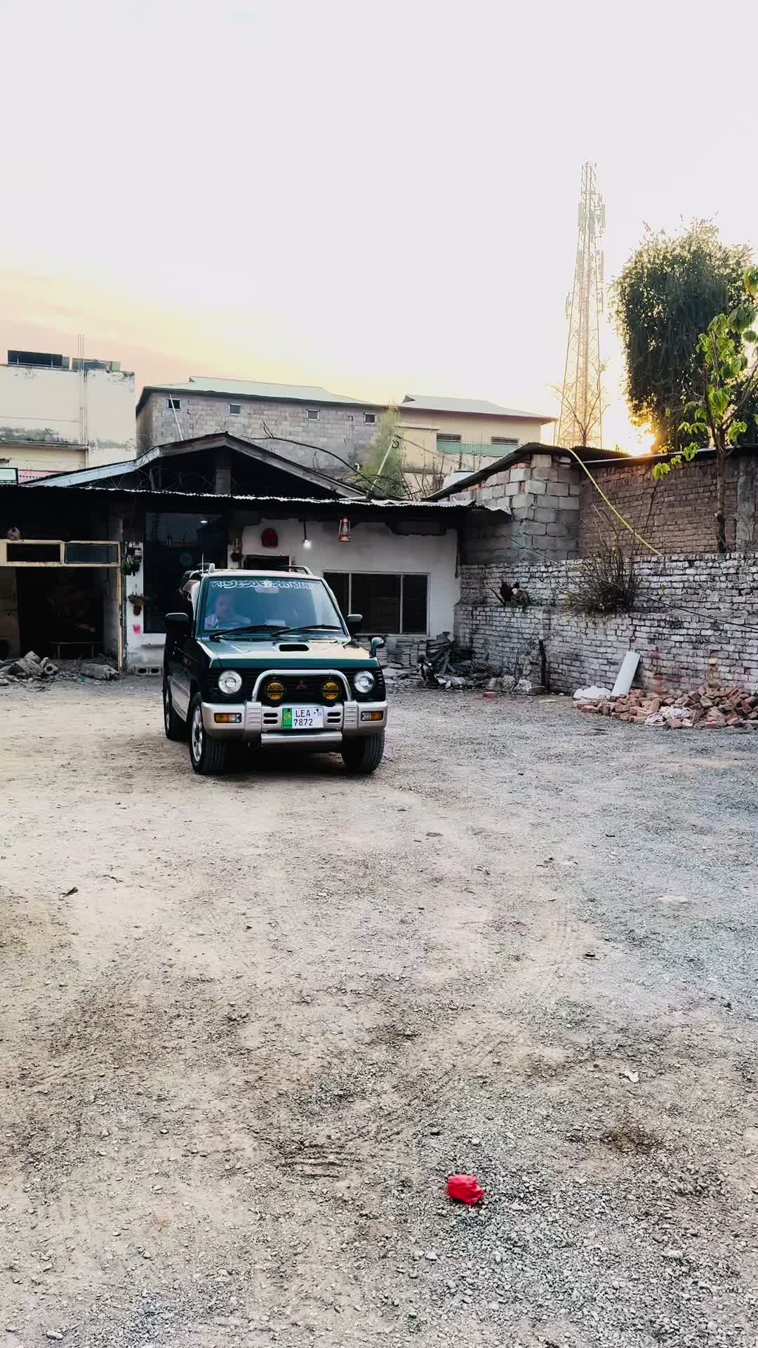 @FourWheels.com