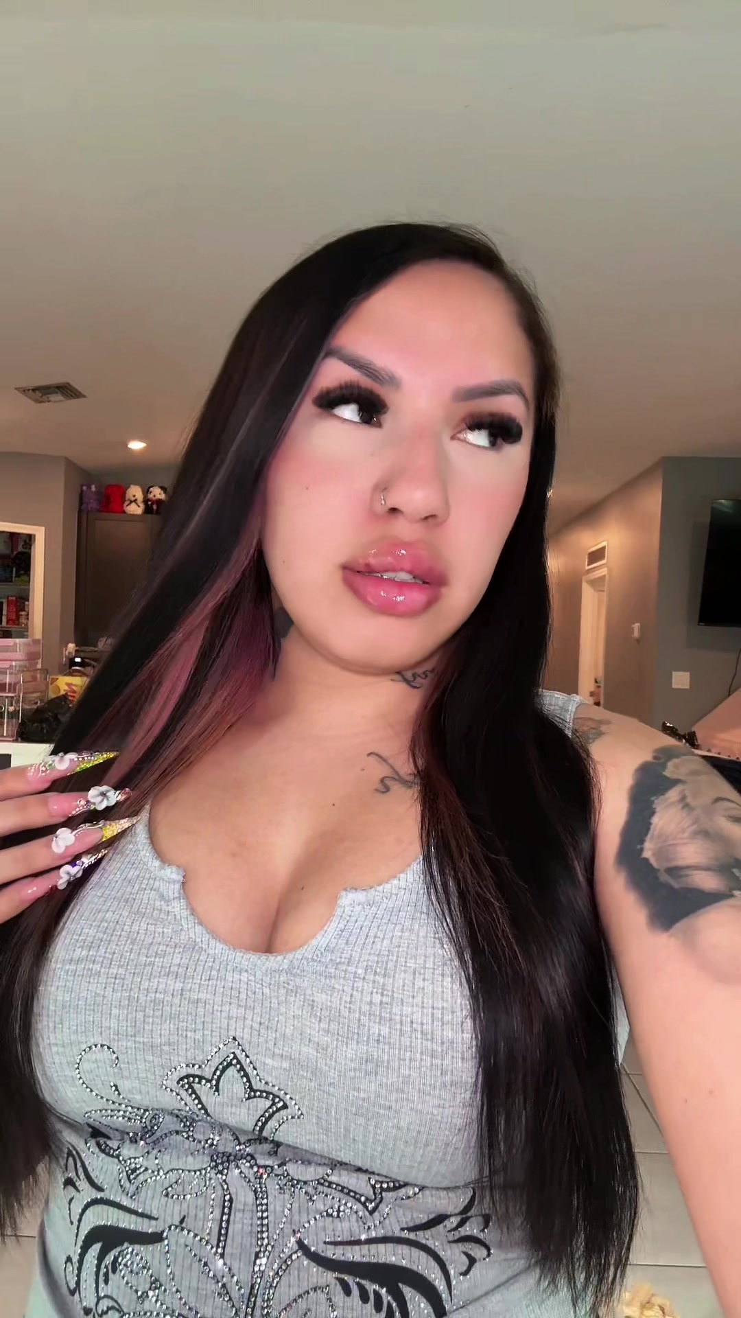 @Liza🖤.