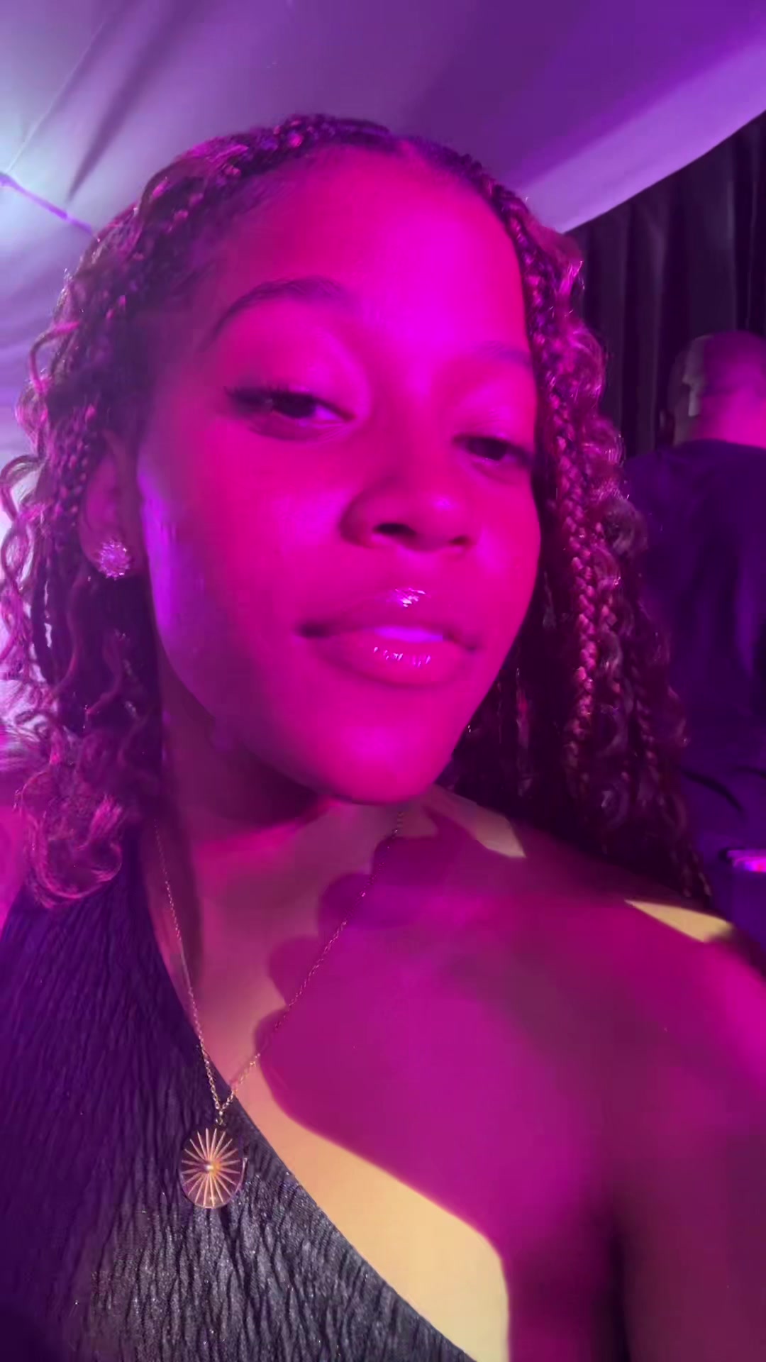 @luena_🤎