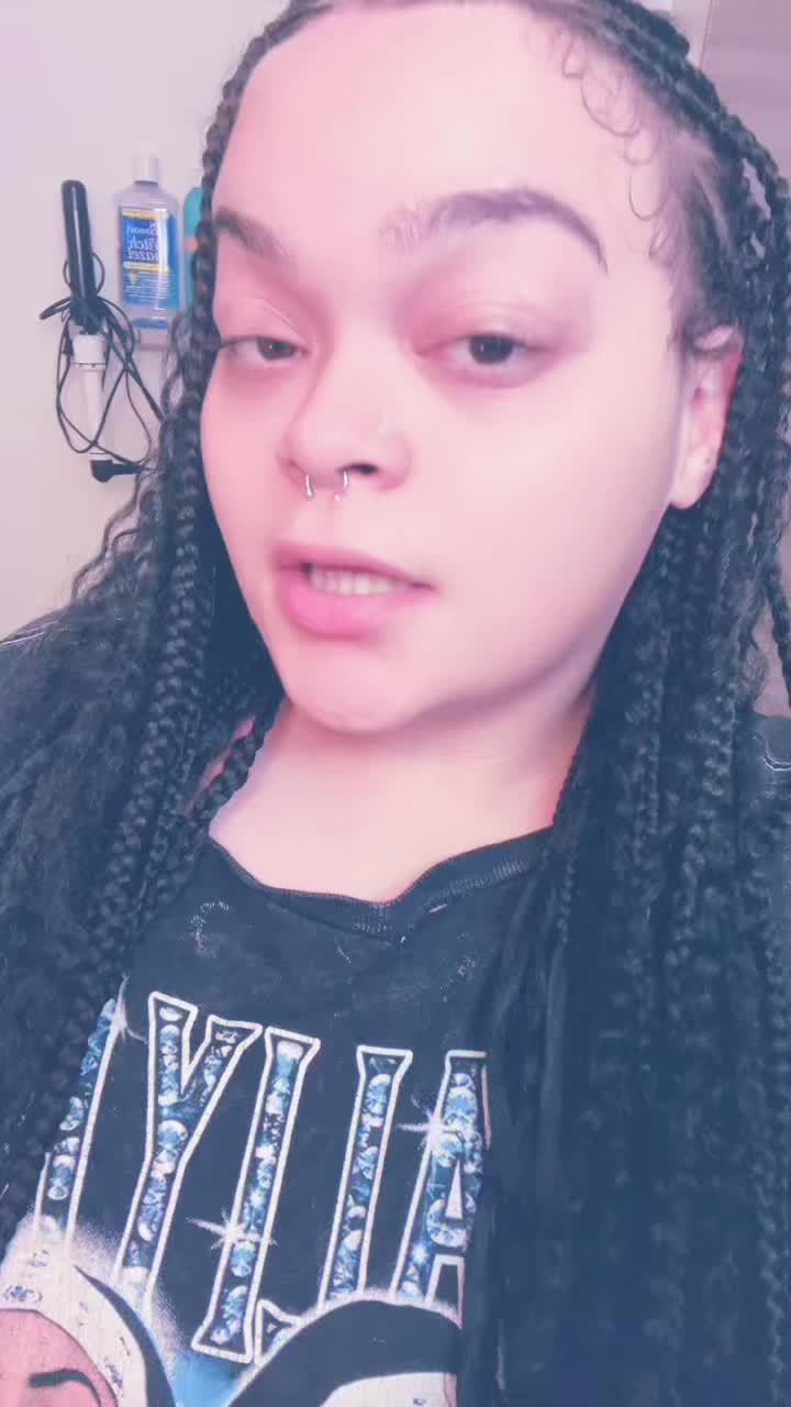 @Siya🤏🏽☺️