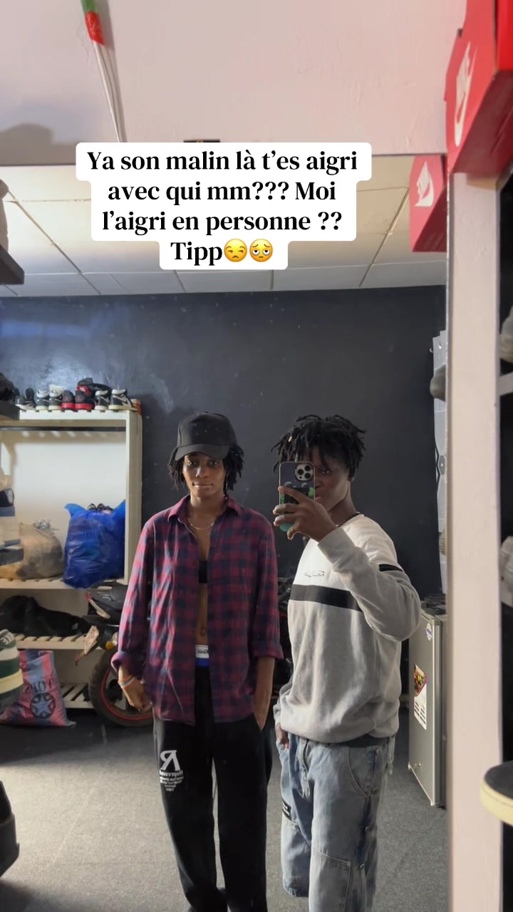 @D🐬