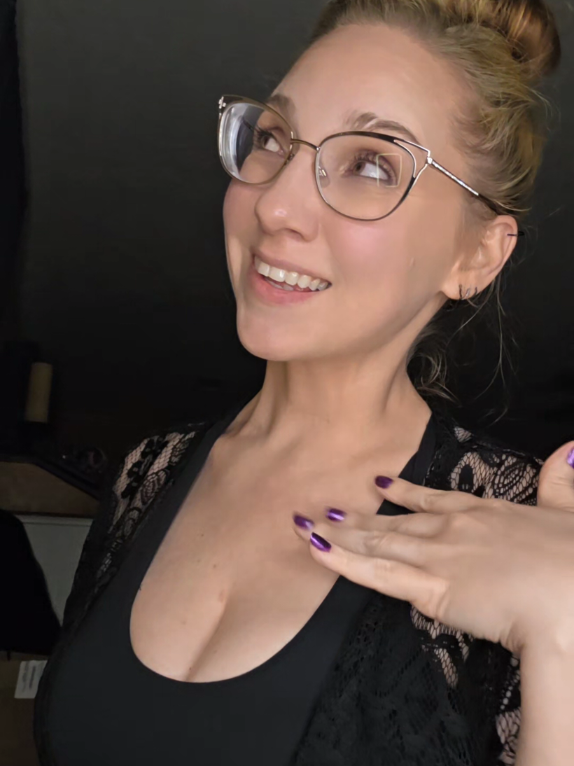 @HayAnna