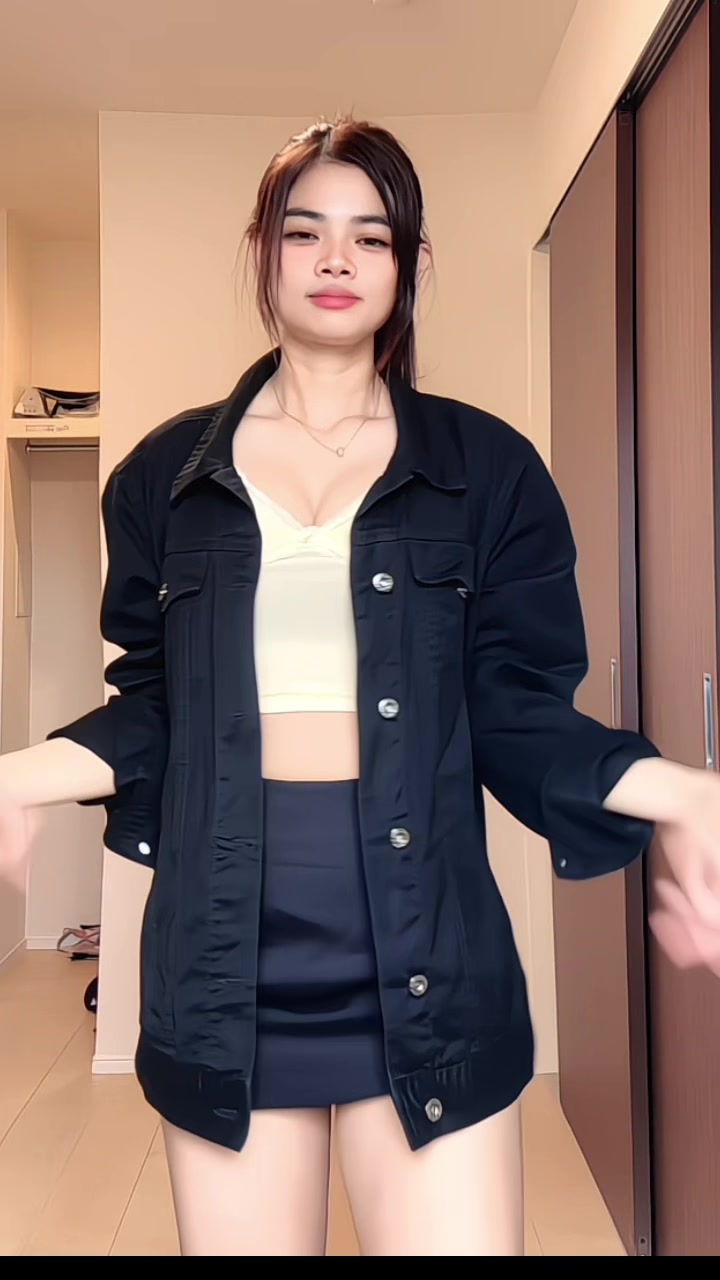 @𝔂𝓸𝓸𝓷𝔂🐤