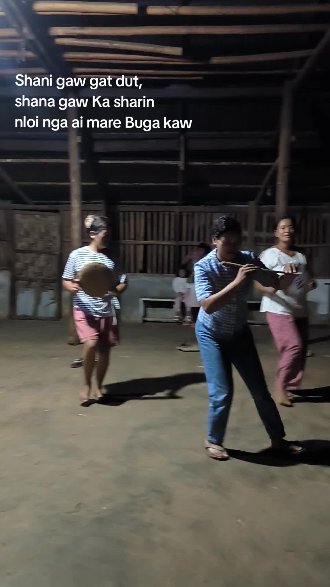 @Ze Lumđ