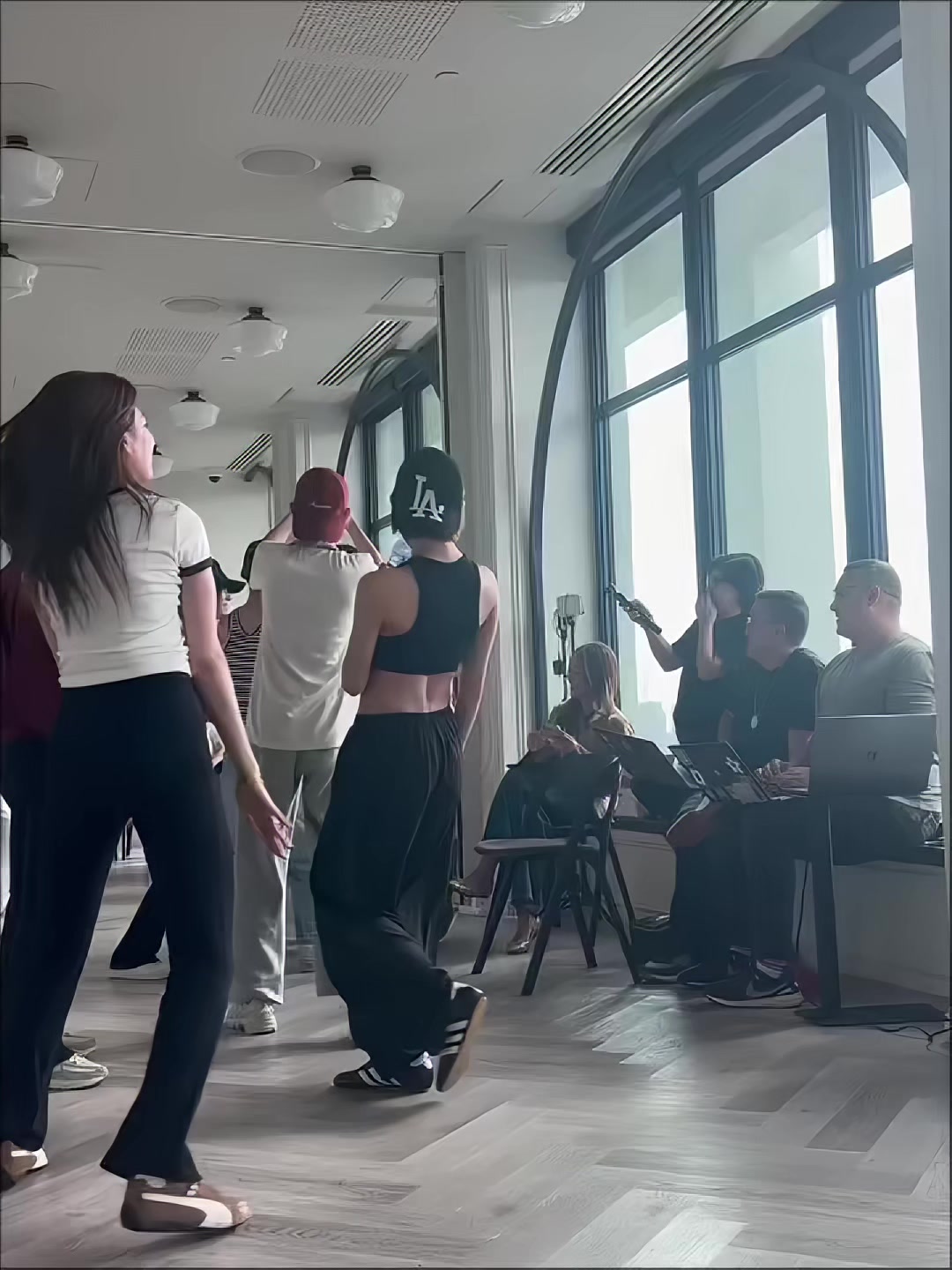 @BINIWOCKEEZ